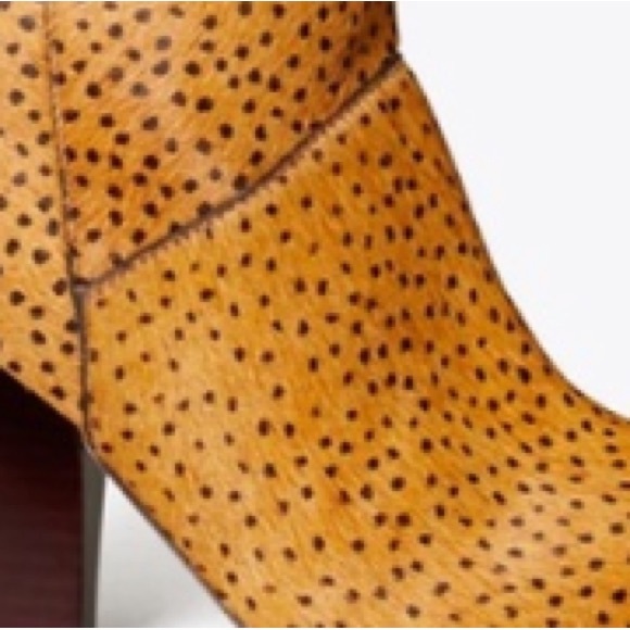 TORY BURCH LILA KNEE BOOT IN EQUESTRIAN BROWN PRINTED HAIRCALF SIZE 9 - Picture 6 of 7